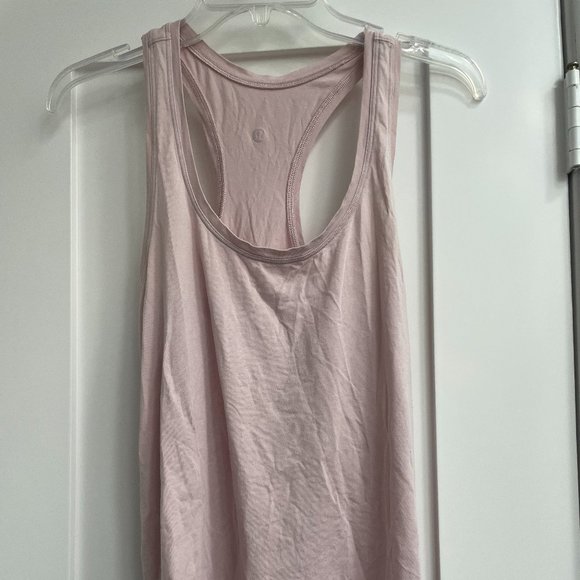 Soft pink lululemon lightweight tank top in great condition - Picture 1 of 5